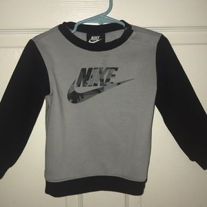 Nike sweatshirt size 24 months